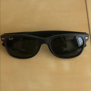 Ray-ban wayfarers